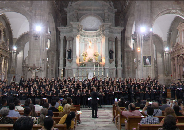 Concierto Monumental reúne al talento coral de la Universidad de Guanajuato 